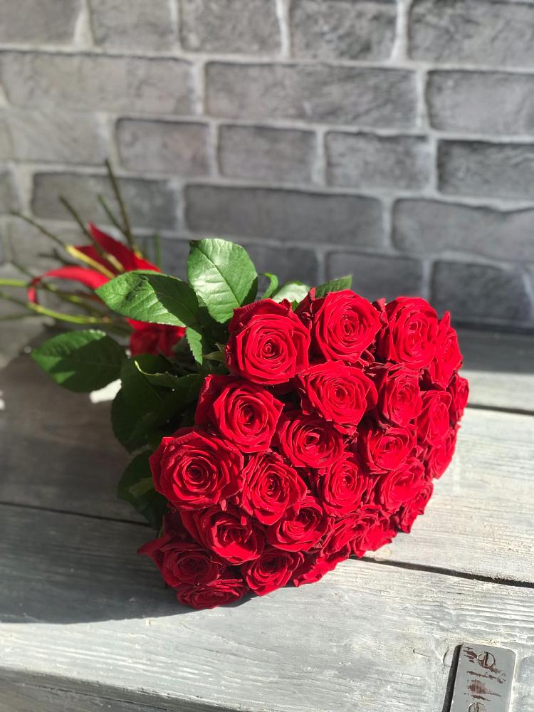 Букет Красные розы Фридом в Коченёво